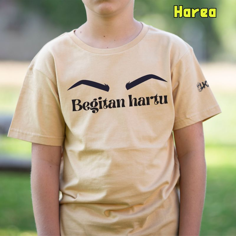 Haur Kamiseta - Begitan Hartu