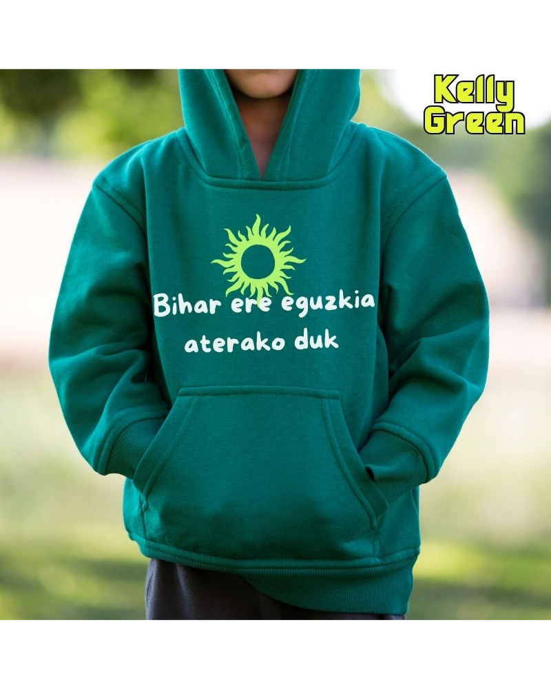 Haurren jertsea kaputxarekin - Bihar Ere Eguzkia Aterako Duk
