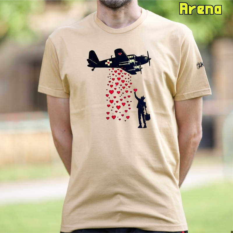 Bombardeo De Corazones - Camiseta Hombre Manga Corta
