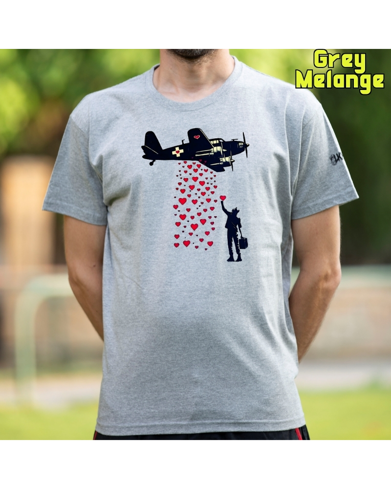 Bombardeo De Corazones - Camiseta Hombre Manga Corta