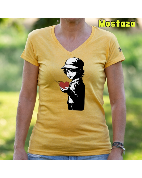Camiseta Mujer Manga Corta-Corazon en Mano Mostaza