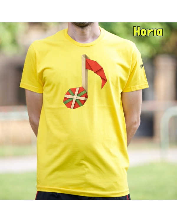 GizonKamiseta-Ikurriñaren doinuan Horia