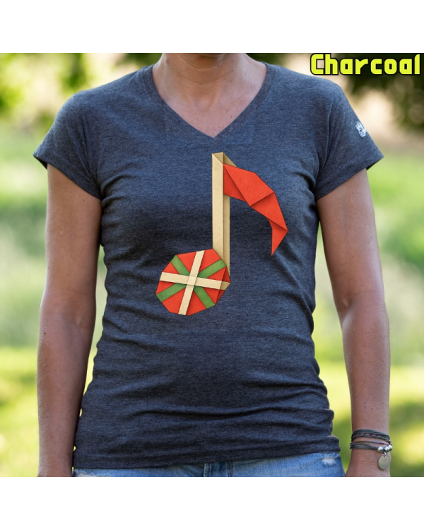 Emakume Kamiseta-Ikurriñaren doinuan Charcoal