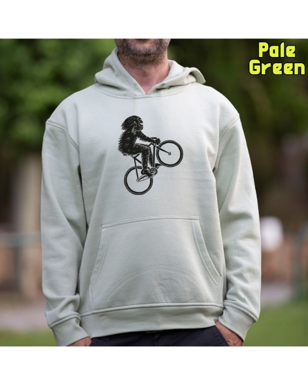 Diseño original y divertido de El Yeti saltando con la bicicleta.
