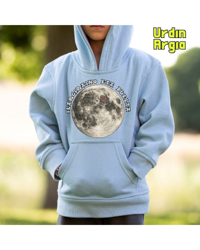 Haurren jertsea kaputxarekin – Ilargiraino